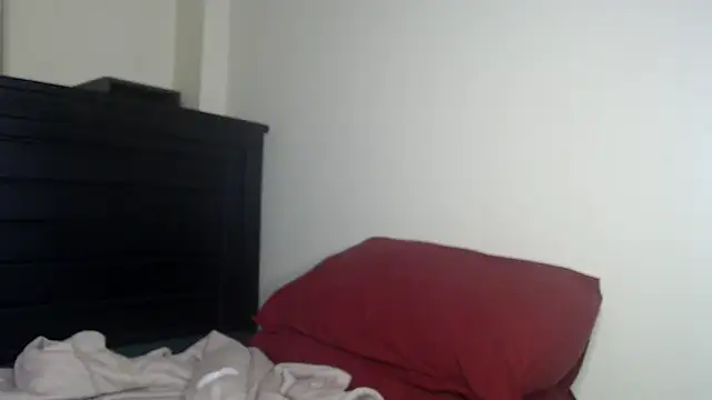 NIKKIE LOVE online show from 05/12/26, 05:32