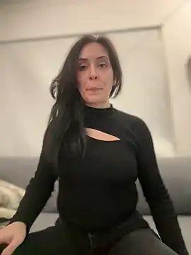 Lilith  D online show from 02/16/26, 10:17