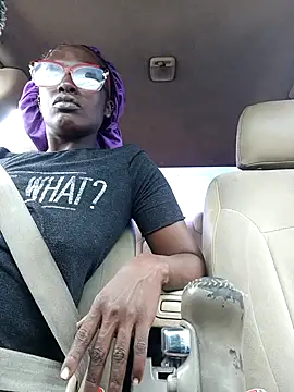 Snapshot of Ladyteaser69 chatting on 04/16/26, 03:02 Ladyteaser69 online show from 04/16/26, 03:02