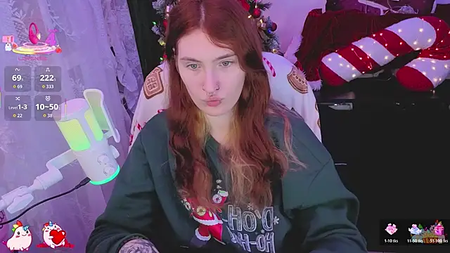  Chlo  e online show from 12/22/25, 01:41