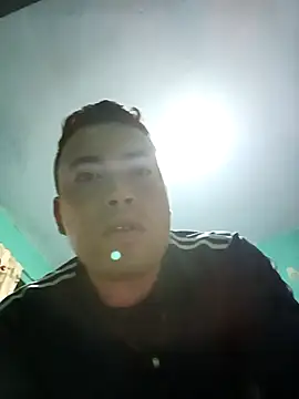 Diego leon27 online show from 12/30/24, 11:17