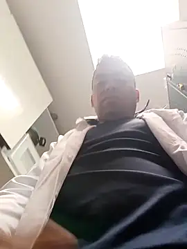 Diego leon27 online show from 11/27/25, 06:43