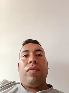 Diego leon27 online show from 04/27/26, 06:39