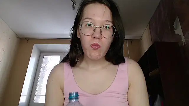 Snapshot of MiriamOr chatting on 02/10/25, 07:15 MiriamOr online show from 02/10/25, 07:15