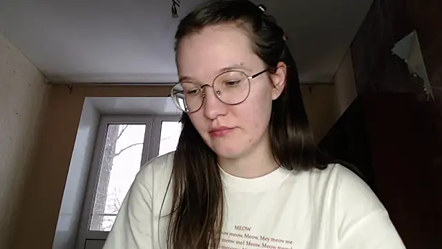 Snapshot of MiriamOr chatting on 02/27/25, 01:38 MiriamOr online show from 02/27/25, 01:38