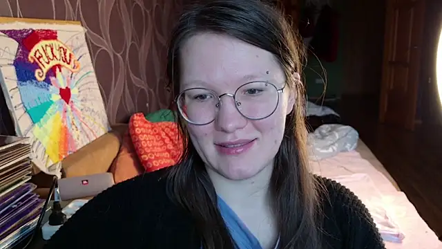 Snapshot of MiriamOr chatting on 12/19/25, 08:32 MiriamOr online show from 12/19/25, 08:32