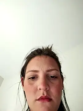 Mia Hampton online show from 03/21/25, 05:45