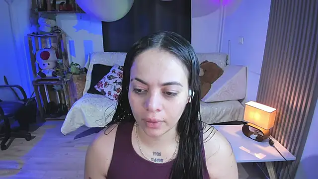 Cuttiealice online show from 02/09/25, 01:14