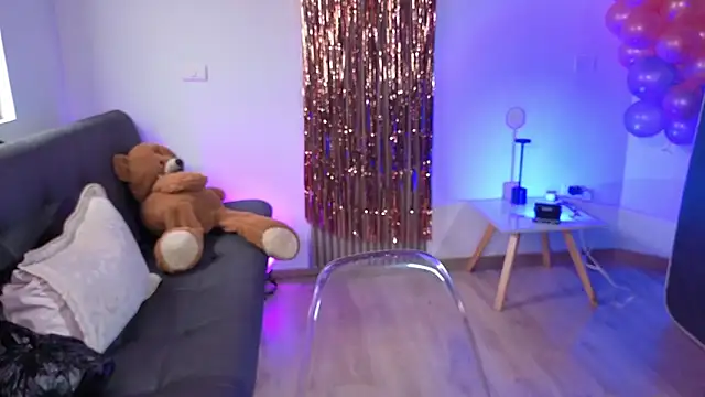 Cuttiealice online show from 01/16/26, 12:20