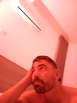 Snapshot of George21ek chatting on 10/10/25, 09:58 George21ek online show from 10/10/25, 09:58