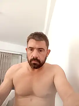 Snapshot of George21ek chatting on 10/24/25, 12:01 George21ek online show from 10/24/25, 12:01