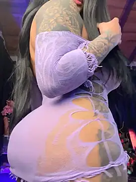 Snapshot of monroe_777 chatting on 11/04/25, 12:10 monroe 777 online show from 11/04/25, 12:10