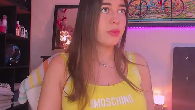 zoe kittylove online show from 03/15/25, 06:14