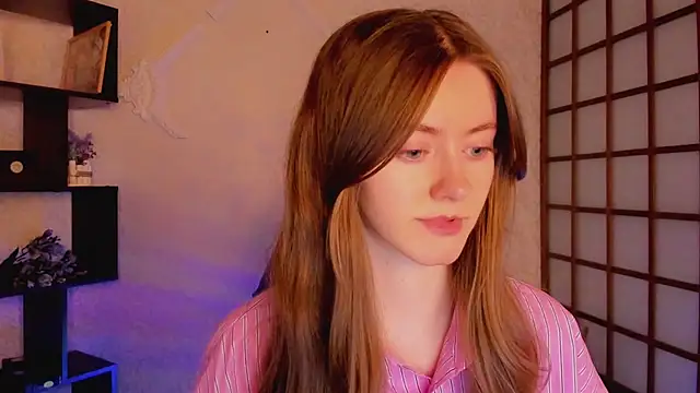 Snapshot of KateCuddle chatting on 03/03/25, 02:36 KateCuddle online show from 03/03/25, 02:36