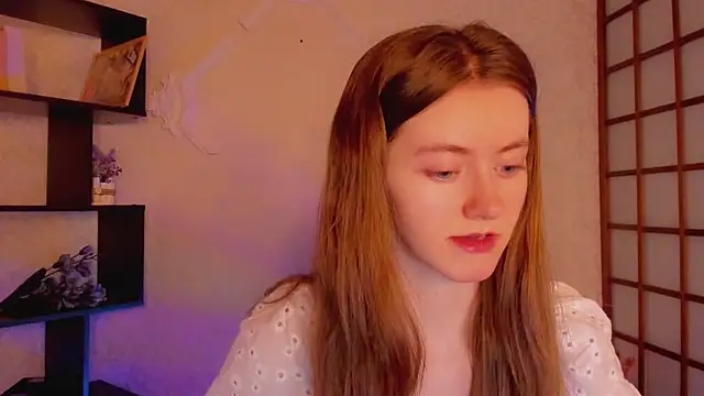 Snapshot of KateCuddle chatting on 03/10/25, 02:28 KateCuddle online show from 03/10/25, 02:28