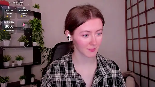 KateCuddle online show from 03/17/26, 03:00