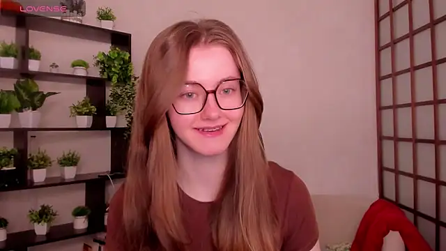 KateCuddle online show from 05/15/26, 02:18