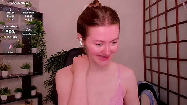 KateCuddle online show from 06/16/26, 02:25