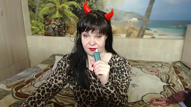 Aphelandra online show from 03/18/25, 10:03