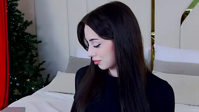 Betty Bridge online show from 12/19/25, 05:25