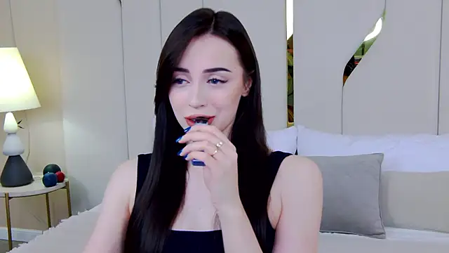 Betty Bridge online show from 03/25/26, 02:28