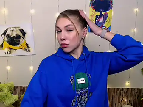 Sport Tall Doll online show from 12/10/24, 11:11