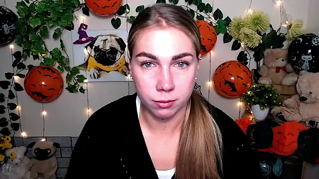 Sport Tall Doll online show from 10/27/25, 08:51