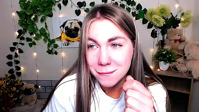 Sport Tall Doll online show from 11/12/25, 10:48