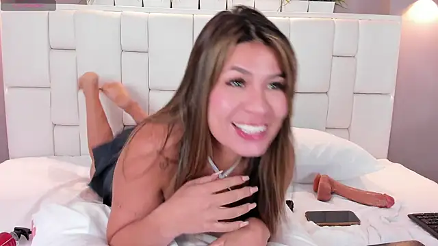 ValeriaGarcia online show from 01/06/25, 12:57