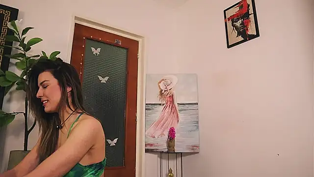 Misslullu online show from 04/01/26, 01:41