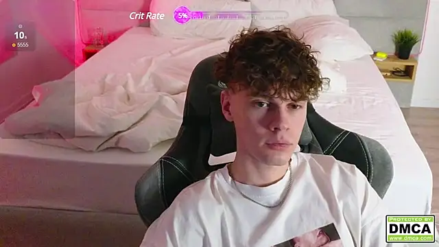 Snapshot of cute_thomas chatting on 01/22/25, 07:45 cute thomas online show from 01/22/25, 07:45