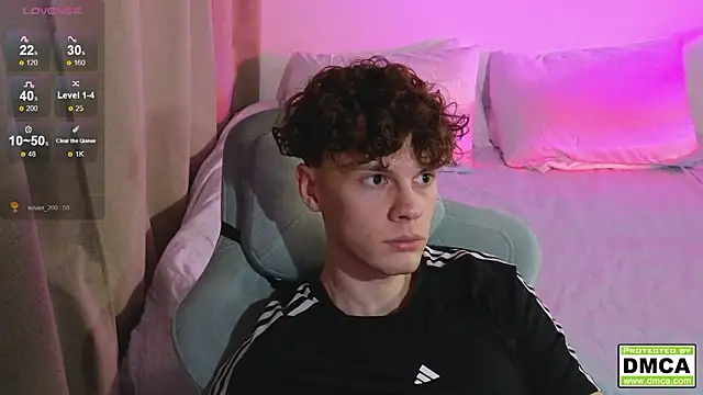 cute thomas online show from 03/09/26, 07:29