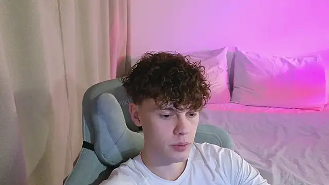 cute thomas online show from 03/16/26, 07:51