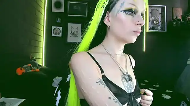 insania 9999  online show from 01/29/25, 05:35