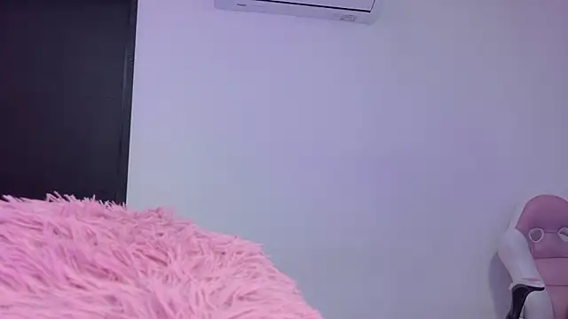 Snapshot of celeste_sea chatting on 06/03/26, 07:19 celeste sea online show from 06/03/26, 07:19
