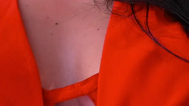 SaharaGarcia   online show from 11/18/25, 06:34