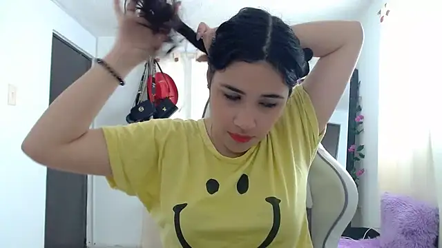 Snapshot of InocentHeaven1 chatting on 12/21/24, 12:38 InocentHeaven1 online show from 12/21/24, 12:38