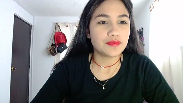 Snapshot of InocentHeaven1 chatting on 12/24/24, 11:49 InocentHeaven1 online show from 12/24/24, 11:49