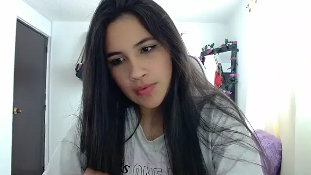 Snapshot of InocentHeaven1 chatting on 01/27/25, 04:22 InocentHeaven1 online show from 01/27/25, 04:22