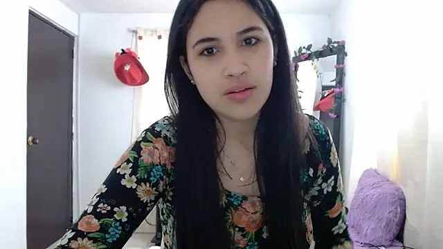 Snapshot of InocentHeaven1 chatting on 01/30/25, 12:48 InocentHeaven1 online show from 01/30/25, 12:48