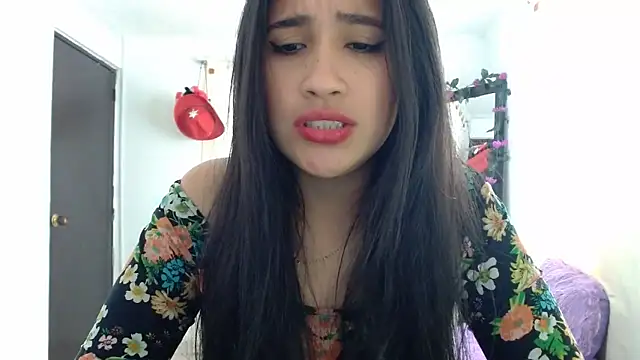 Snapshot of InocentHeaven1 chatting on 01/30/25, 03:51 InocentHeaven1 online show from 01/30/25, 03:51