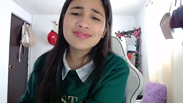 Snapshot of InocentHeaven1 chatting on 02/22/25, 09:59 InocentHeaven1 online show from 02/22/25, 09:59