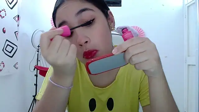 Snapshot of InocentHeaven1 chatting on 09/18/25, 12:51 InocentHeaven1 online show from 09/18/25, 12:51