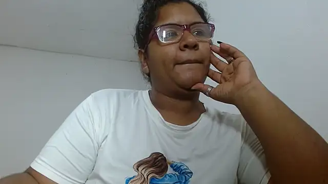 victoris online show from 02/18/26, 01:45