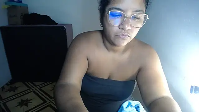 Snapshot of victoris chatting on 06/05/26, 02:12 victoris online show from 06/05/26, 02:12