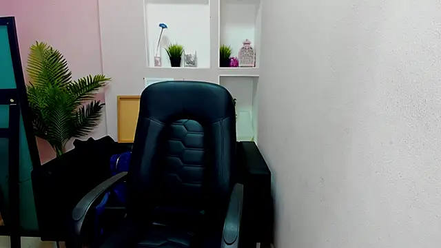 Persephoni online show from 09/22/25, 06:43