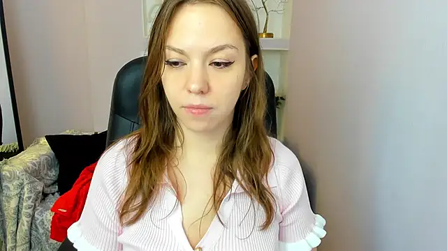 Snapshot of Persephoni chatting on 07/02/26, 11:05 Persephoni online show from 07/02/26, 11:05