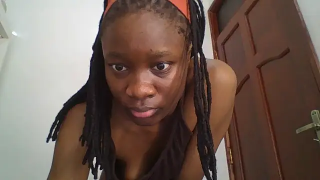 sweet sassy  online show from 10/22/25, 04:24