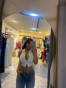 clarachanelricek online show from 02/18/26, 08:16