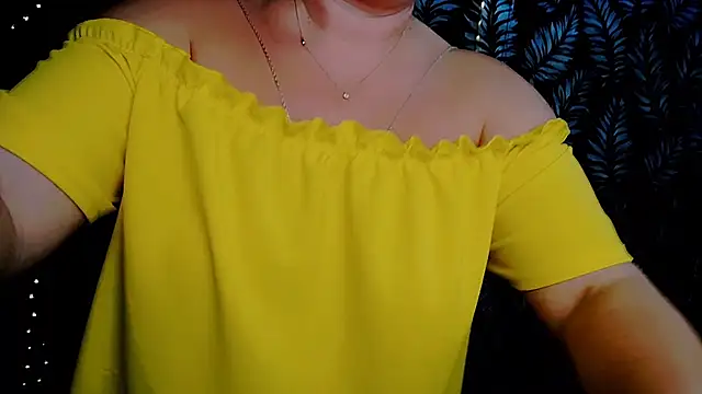 Olivia playful online show from 12/04/25, 12:03